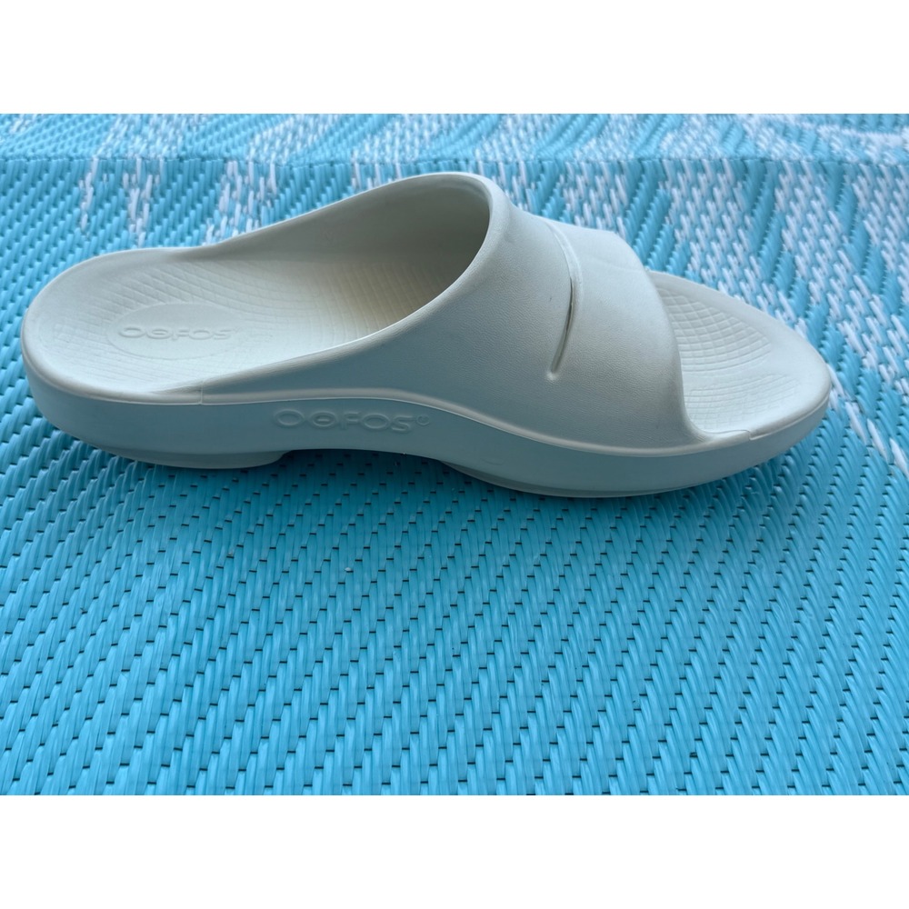OOFOS OOahh Recovery Slides Women's 8 Cream Comfort Sandals Athleisure - Picture 8 of 11
